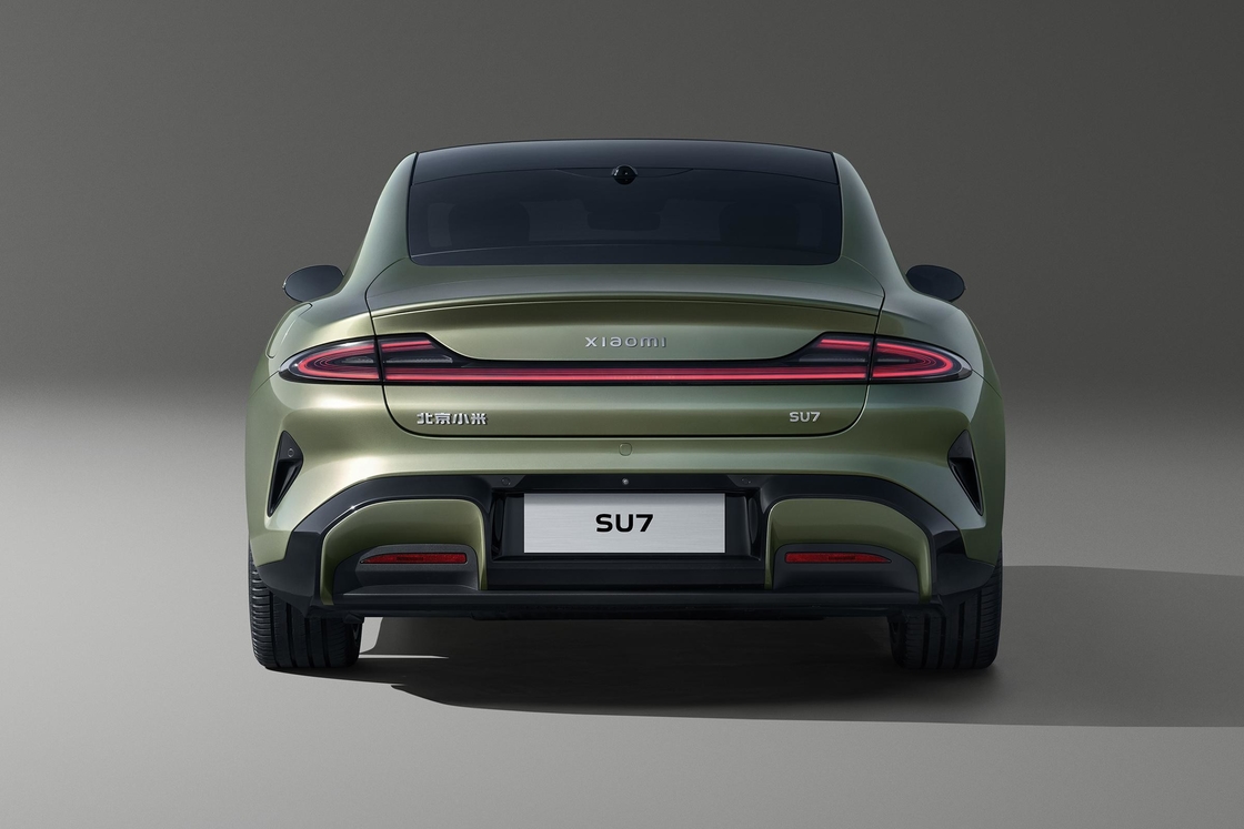 शाओमी इलेक्ट्रिक कार EV 800km 101kWh PS 495kw/838nm R19 AWD सेडान LHD चार पहिया ड्राइव AWD सेडान नई इस्तेमाल की गई कार