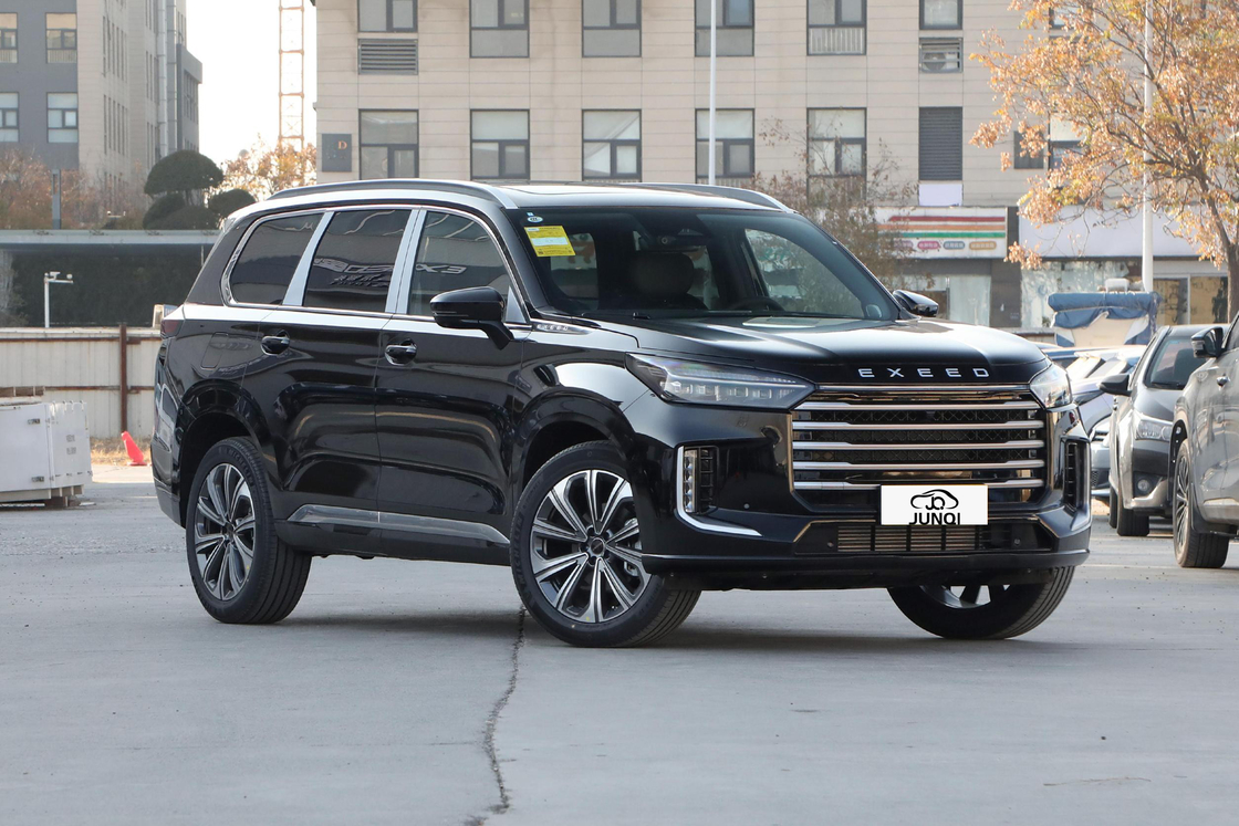 195 किमी/घंटा की चेरी पेट्रोल कार 1.5 लीटर विलोपन EXEED VX SUV इंजीनियरिंग का एक नया युग
