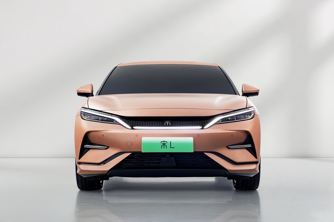 662 किमी 4WD BYD इलेक्ट्रिक कार 5 दरवाजे 5 सीट BYD गीत L EV नई ऊर्जा वाहन एसयूवी