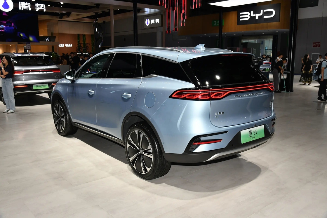 BYD इलेक्ट्रिक कार की शक्ति और लालित्य की खोज करें तांग लाइनअप का प्रमुख मॉडल