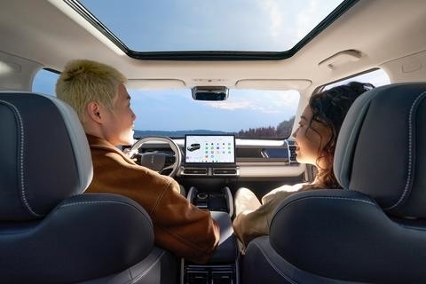 150 किमी/घंटा बाएं स्टीयरिंग चेरी इलेक्ट्रिक कार iCAR 03 आरामदायक सवारी अनुभव के साथ