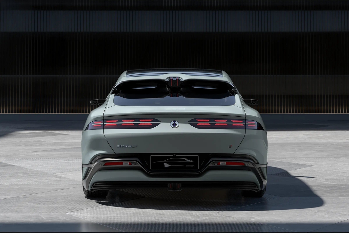 2024 नई DENZA Z9GT स्पोर्ट्स कार 4WD हाइब्रिड और शुद्ध इलेक्ट्रिक ईवी मोटर नई ऊर्जा वाहन सेडान