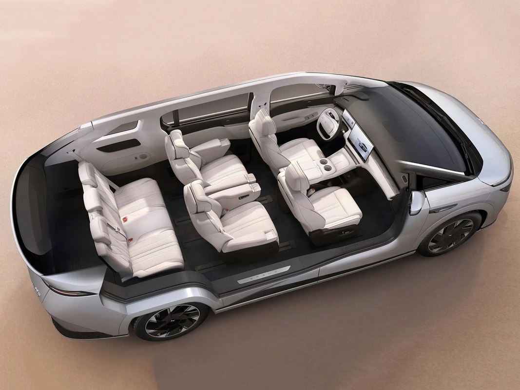 2024 Xpeng X9 702 अल्ट्रा लॉन्ग रेंज प्रो/मैक्स एडिशन EV 7-सीटर एमपीवी 320hp के साथ नई कार एफडब्ल्यूडी यूरो VI Xpeng X9 From ChinaV