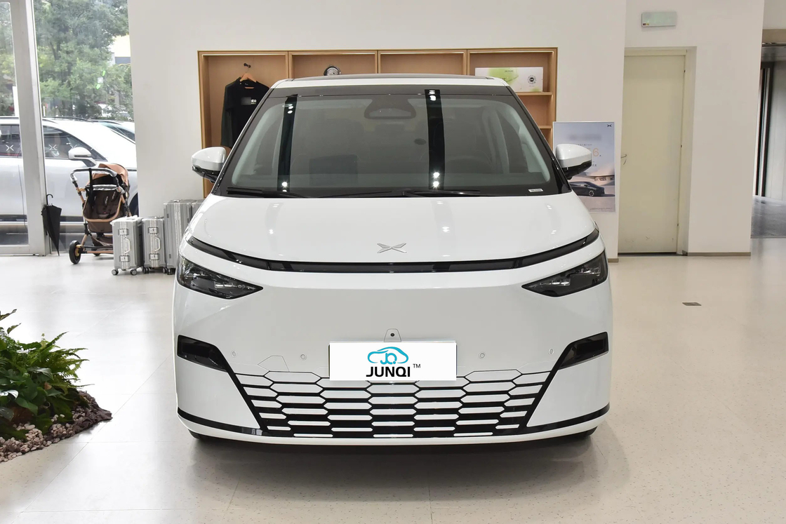 Xpeng X9 के लिए उच्च गुणवत्ता वाली स्वचालित 610 किमी Mpv स्मार्ट नियंत्रण चीनी इलेक्ट्रिक नई कार