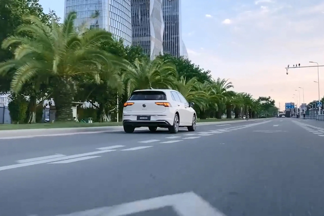 2023 ऑटोमैटिक प्रयुक्त कारें VW वोक्सवैगन जेटा गोल्फ सैगीटर मैगोटन पोलो सैंटाना बोरा लाविदा पासैट प्रयुक्त वाहन कार