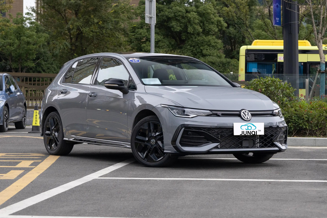 गर्म बिक्री सस्ता चीन कार 2023 वोक्सवैगन गोल्फ8 380 TSI DSG GTI गैसोलीन सेडान प्रयुक्त कारें