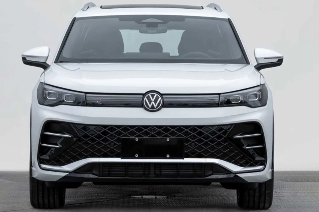 वोक्सवैगन पेट्रोल कार तिगुआन एल 2024 उत्कृष्ट मॉडल 300TSI 2WD Longteng संस्करण बड़ा आकार और शक्तिशाली वातावरण